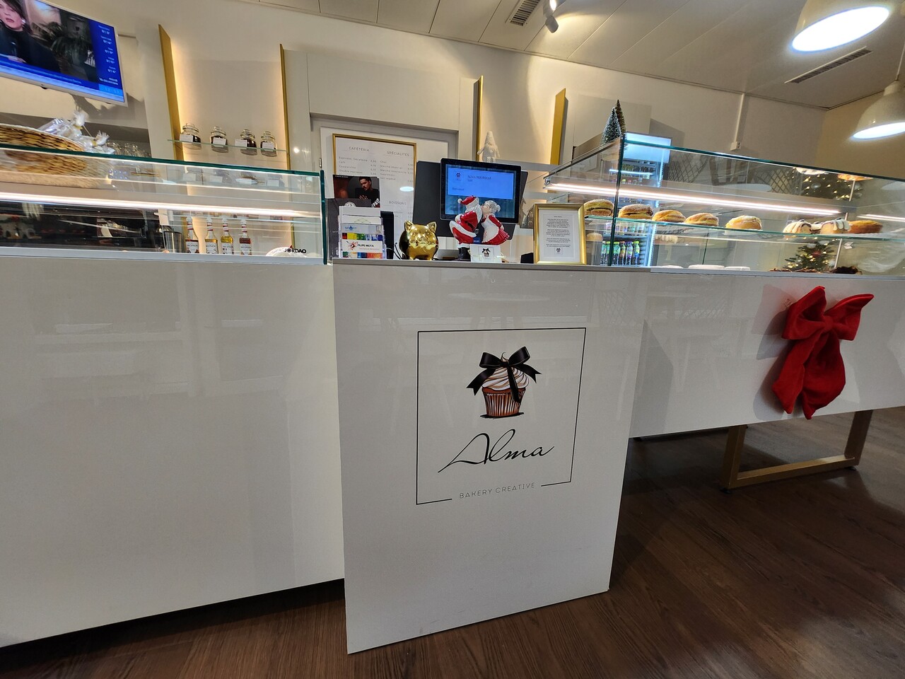 Alma Tea Room - NYON